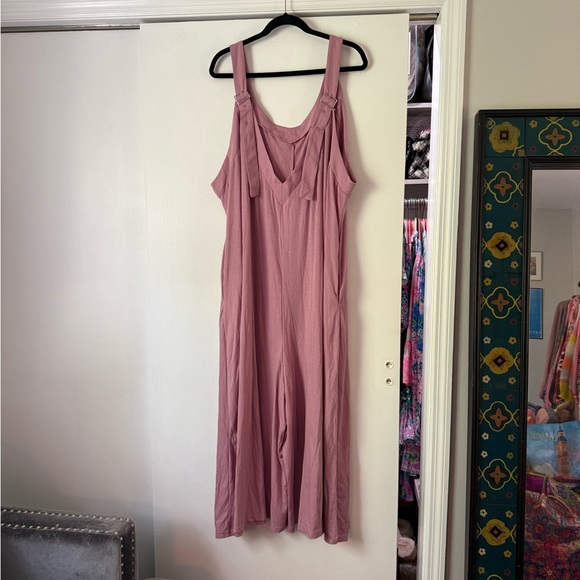NWT BloomChic Mauve Knit Jumpsuit - Picture 3 of 6